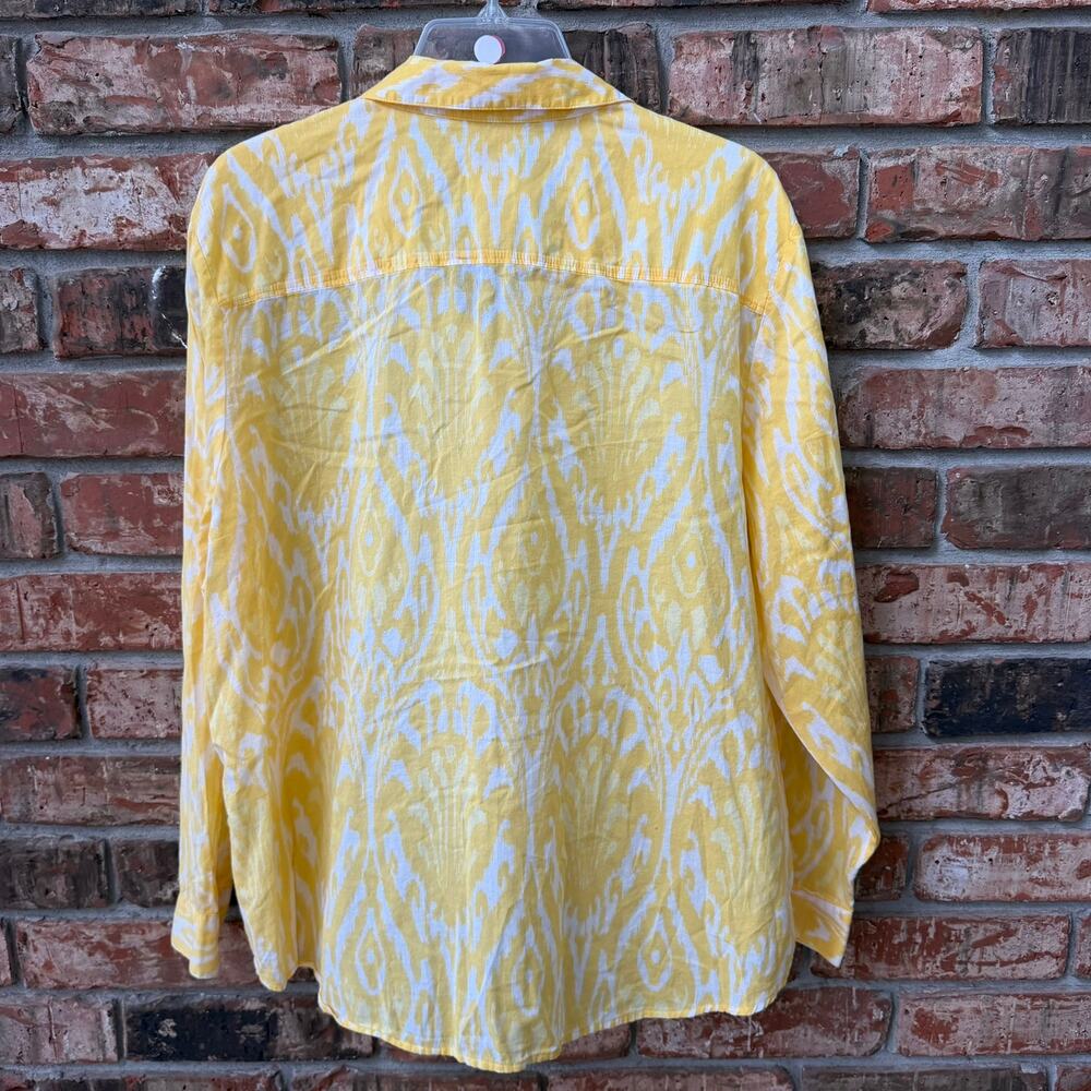 Chicos Size 3 XL Yellow White Ikat Button Down Top Blouse Lightweight - Picture 2 of 4